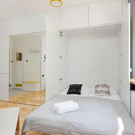 Starlight Apartment In Warsaw By Noclegi Renters Exterior photo